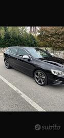 Volvo V60 R-design