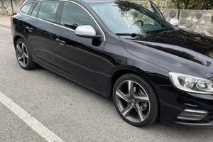 Volvo V60 R-design