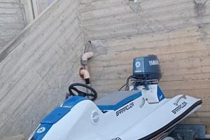 Moto d'acqua senza patente