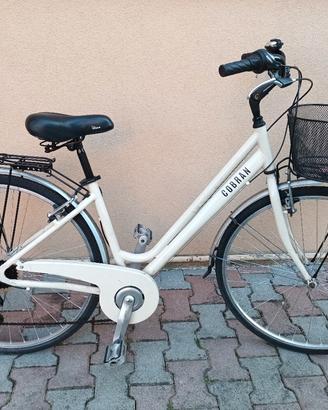 Bicicletta in alluminio ruote 28 con cestino 