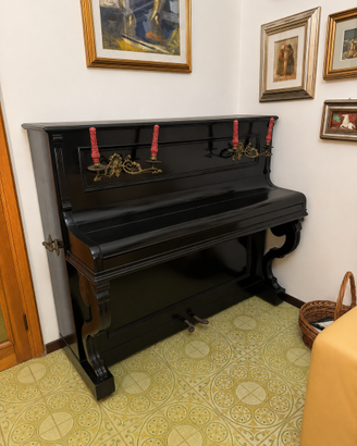 Pianoforte marca Colombo di Torino