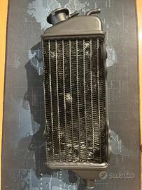 radiatore destro hm 50