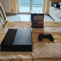 PS4 500 GB con 15 giochi 