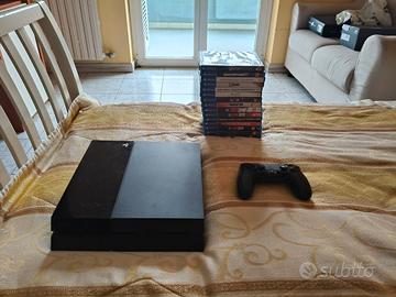PS4 500 GB con 15 giochi 