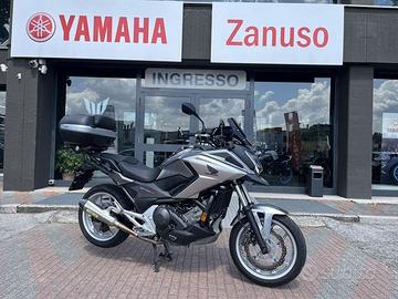 Honda NC 750 DCT cambio automatico