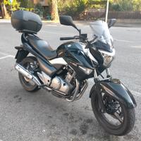 Suzuki Inazuma 250 tagliandata e perfetta