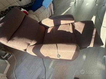 Poltrona reclinabile