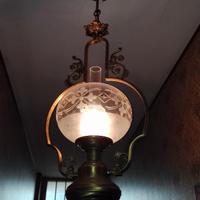 Lampadario a boccia in bronzo e vetro lavorato