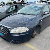 Ricambi per Fiat Croma 1.9JTD del 2006 839A2000