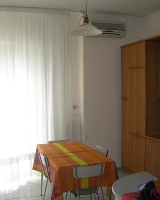 Luminoso bilocale zona ospedale