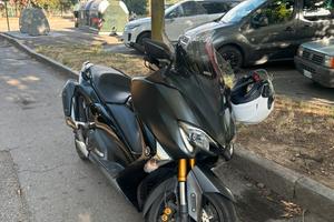 Yamaha Tmax 530 sx