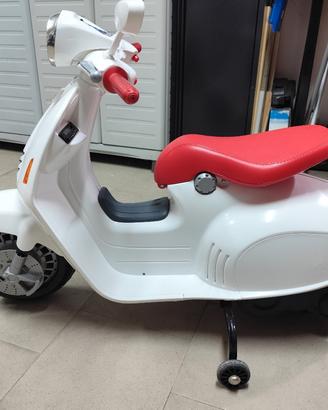 vespa elettrica a batteria