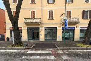 NEGOZIO A CREMONA