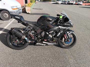 Kawasaki ninja zx10 r 