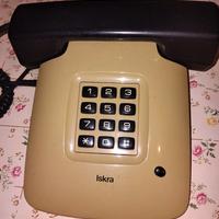 Telefono Iskra  Design Davorin Savnik 