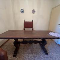 Tavolo da studio in noce