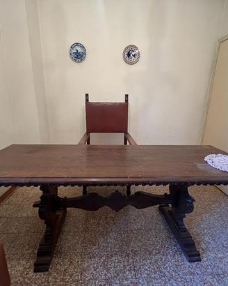 Tavolo da studio in noce