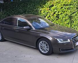 AUDI A8 3.0 L MATRIX/TETTO/MASSAGGI/TV *GAR AUD