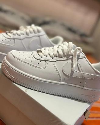 Nike Air Force 1 bianche eu45