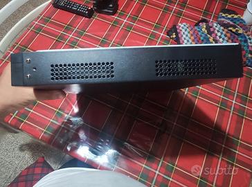 DVR Hikvision 16 canali hdmi
