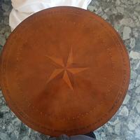 Tavolino legno con inserti 