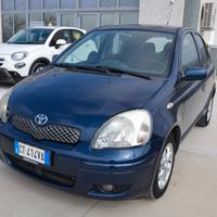 Toyota Yaris 1.0i 16V cat 5 porte Sol
