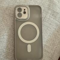 Cover iPhone 12 con simil mag safe