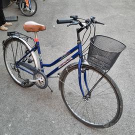 due biciclette da donna 