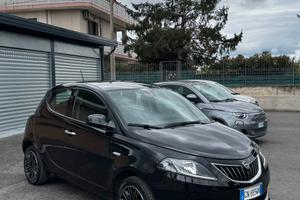 LANCIA YPSILON ALBERTA FERRETTI NUOVA