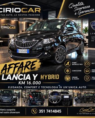 Lancia Ypsilon 1.0 FireFly 5 porte S&S Hybrid Oro
