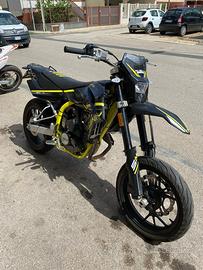 Swm sm 125 R