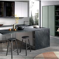 CUCINA CON PENISOLA +PIANO SNACK COLONNA ATREZZATA