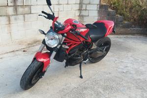 Ducati Monster 821