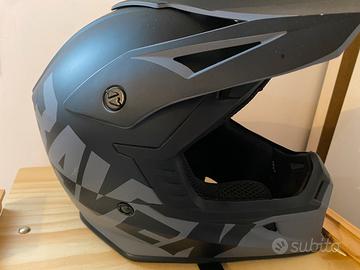 Casco Raven bmx