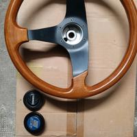 Volante in Radica con Clacson Fiat e Momo