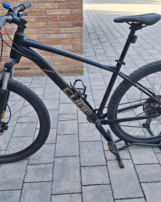 Bici MTB CUBE AIM PRO alluminio usata 2 volte