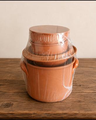 nuovo set pentole e tegami in terracotta