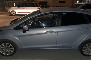 Ford Fiesta Titanium - Diesel economica e curata