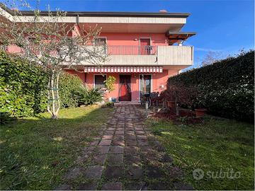 MOZZECANE - TRILOCALE CON GIARDINO PRIVATO