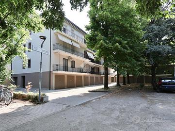 3 LOCALI A REGGIO NELL'EMILIA