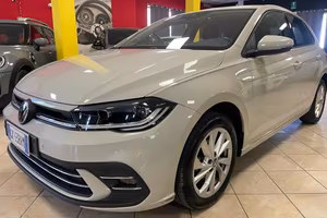 VOLKSWAGEN Polo 1.0 TSIFULL LED/APPLE/PDC*