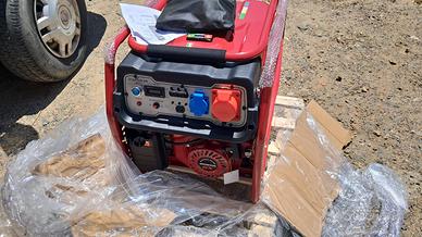 gruppo elettrogeno trifase