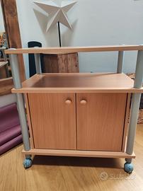 mobiletto legno con ruote