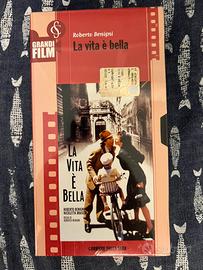 VHS  La vita è bella di Roberto Benigni mai aperta