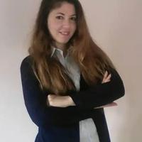 Scrittrice di contenuti informativi e pubblicitari