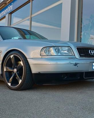 Audi A8 D2 2.5 tdi 180CV Quattro AirRex