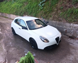 Alfa Romeo Giulietta1.6jtdm2012