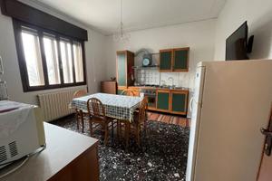 Spinea ampia porzione di casa su 3 piani