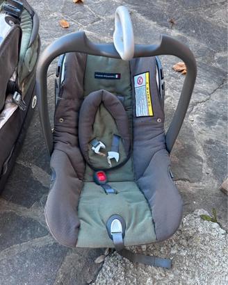 Carrozzina passeggino e seggiolino