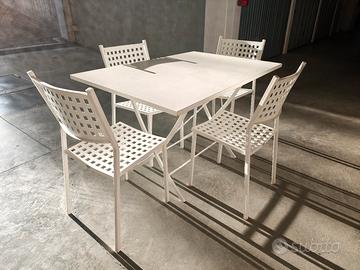 Set Tavolo + 4 Sedie VERMOBIL in Ferro Zincato
